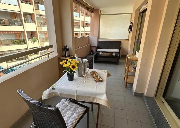 Seaside Apartment Roquebrune-Cap-Martin